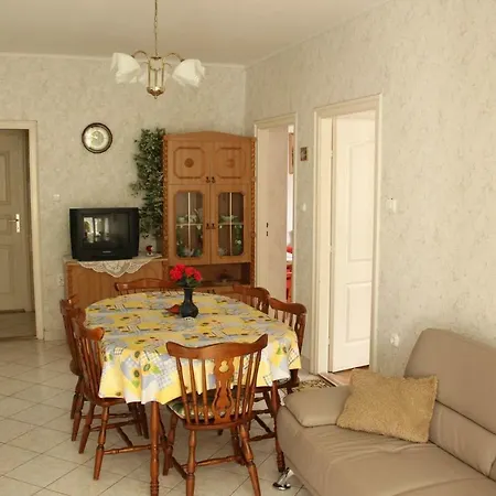 Apartement Fur 6 - 7 Personen - #124524 Apartment *
